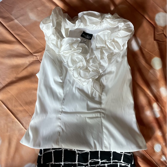 Elegant White Ruffled & Rouched Women's Top - Picture 2 of 7